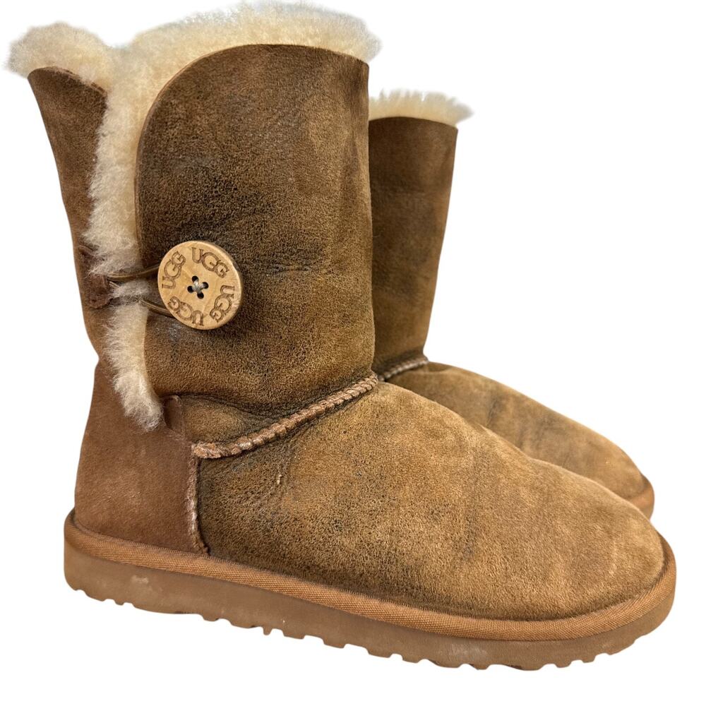 Ugg Bailey Button II Womens Brown Sherpa Wool Lined Winter Boots Sheepskin sz 6